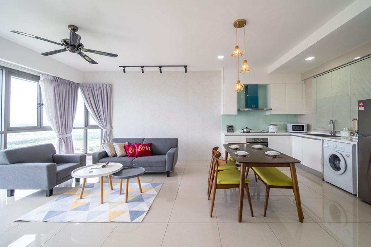 Iskandar Residences 2br 5pax 5 Mins Legoland Wi-fi Sky Pool 360 * Nusajaya (Iskandar Puteri)