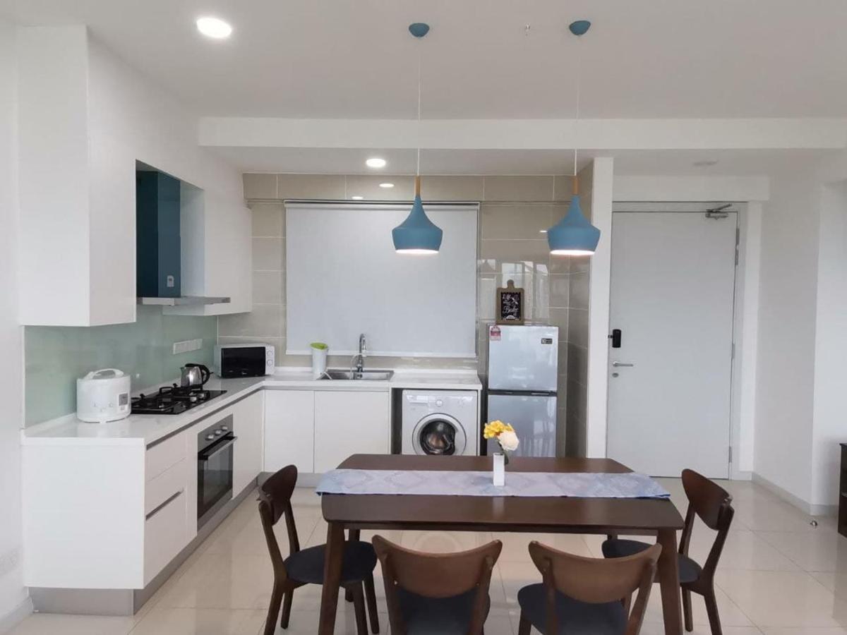 Apartment Iskandar Residences 2br 5pax 5 Mins Legoland Wi-fi Sky Pool 360 Nusajaya (Iskandar Puteri)